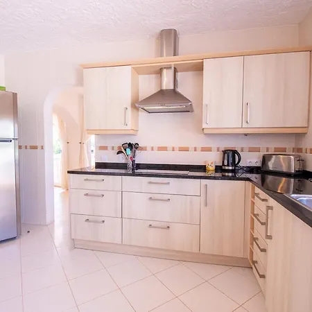 Casa Alegria - Perfect For Families * Lagoa (Algarve)